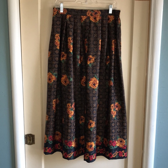 Vintage boho silk midi skirt - Picture 2 of 6